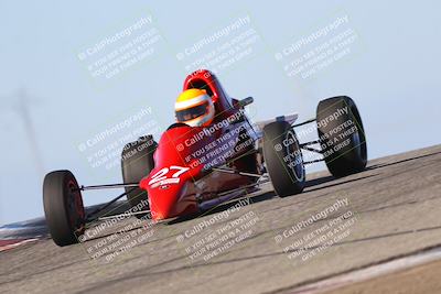 media/Oct-26-2025-CalClub SCCA (Sun) [[8ce1e69566]]/Group 6/Grapevine/